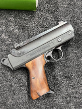 Load image into Gallery viewer, Pre-owned Collectible Record Jumbo .177 Pistol (Boxed)