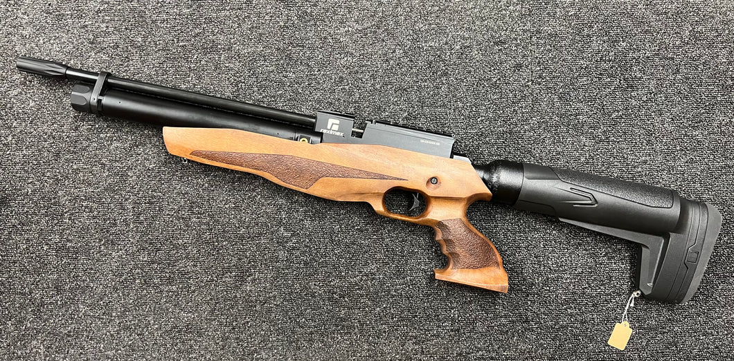 Pre-owned Reximex Myth Walnut .177 PCP