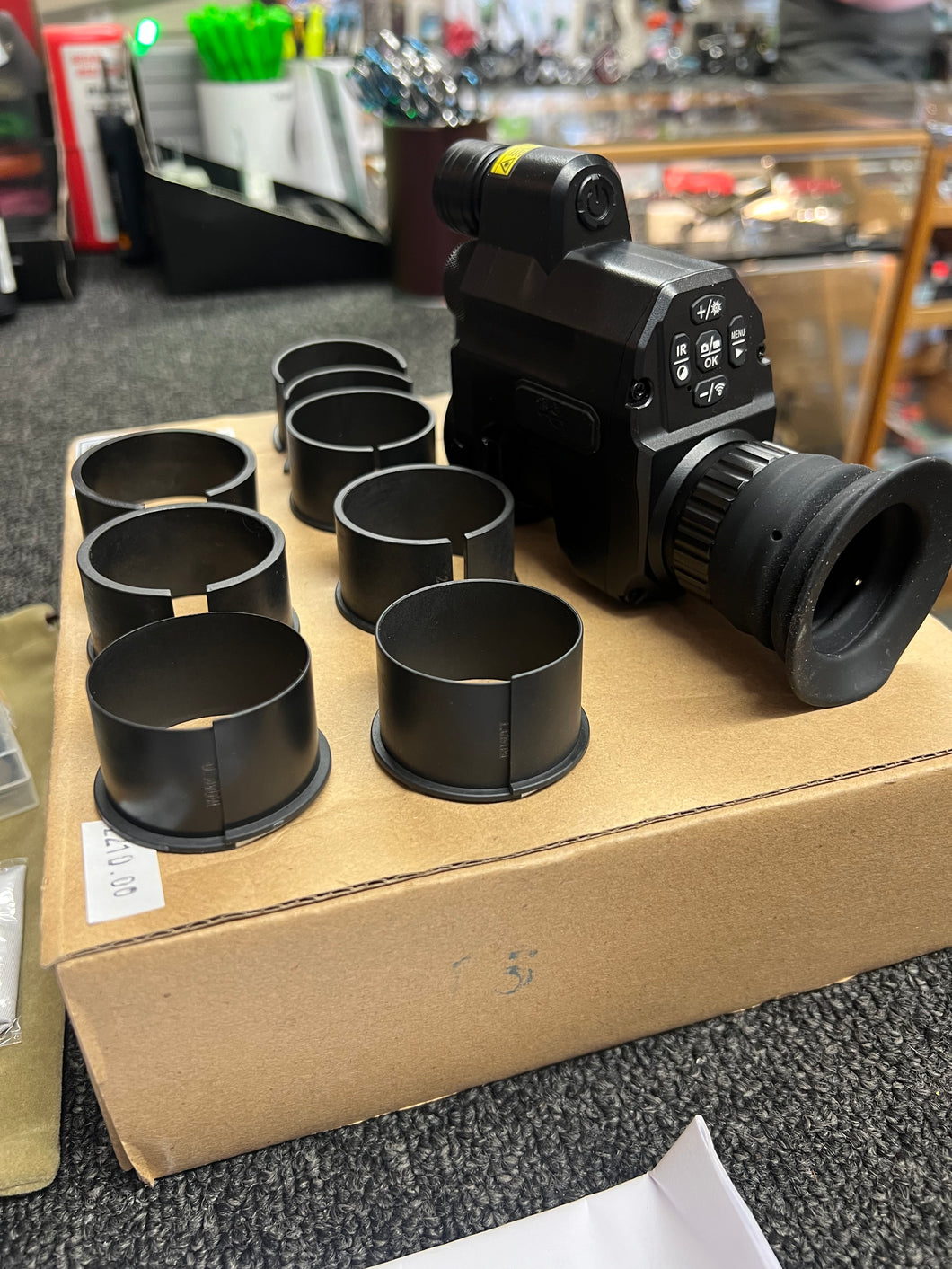 Pre-owned PARD NV007V 12mm + extras