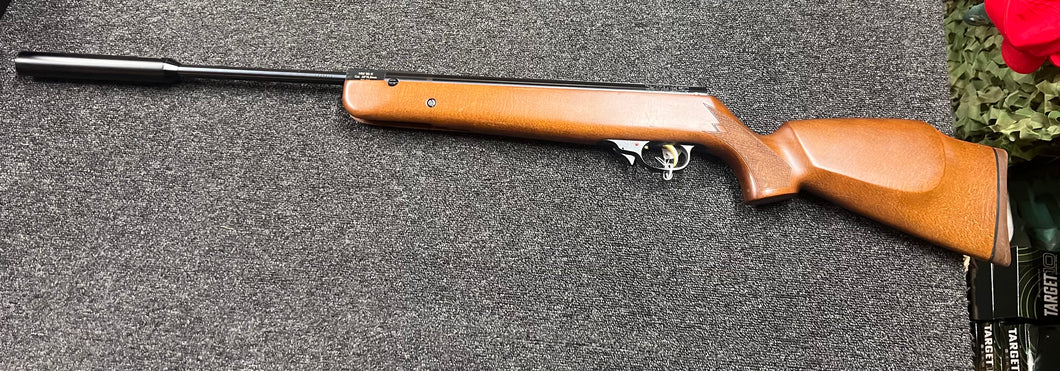 Pre-owned Weihrauch HW90K .22 + Moderator