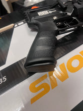 Load image into Gallery viewer, Snowpeak *BLACK EDITION* AP900 PCP Air Rifle
