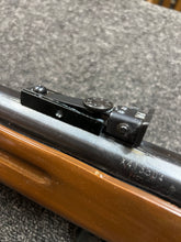 Load image into Gallery viewer, Classic Snowpeak B3 .22 Underlever Air Rifle
